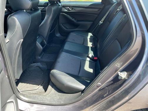 Modern Steel Metallic 2018 Honda Accord Sport