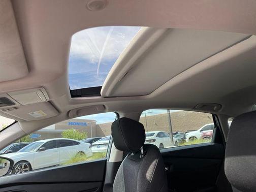 Urban Gray Pearl 2025 Honda Accord SE