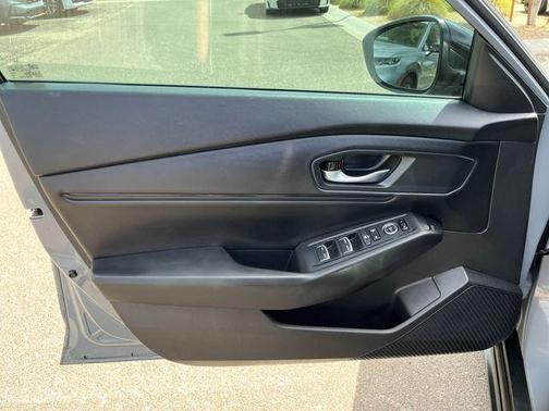 Urban Gray Pearl 2025 Honda Accord SE