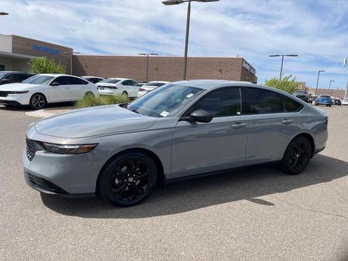 Urban Gray Pearl 2025 Honda Accord SE