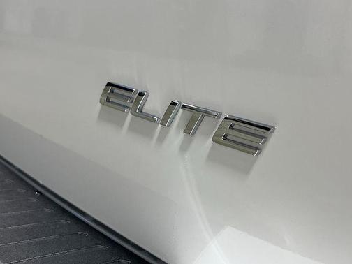 Platinum White Pearl 2026 Honda Odyssey Elite