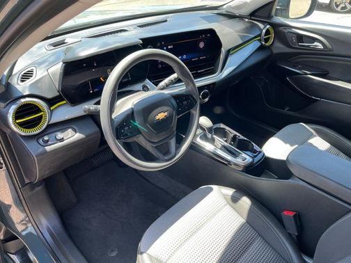 Green 2025 Chevrolet Trax LT