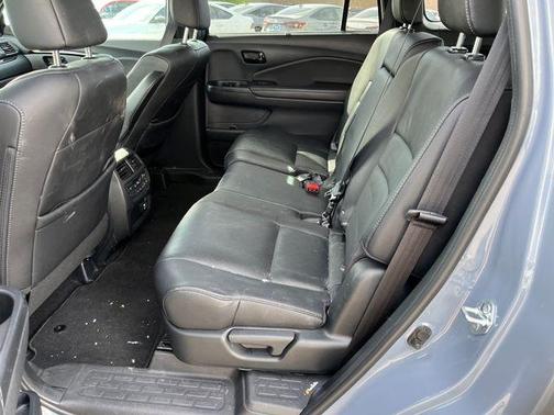 Sonic Gray Pearl 2023 Honda Passport Elite