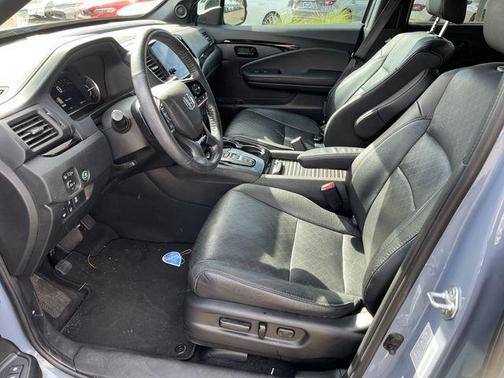 Sonic Gray Pearl 2023 Honda Passport Elite