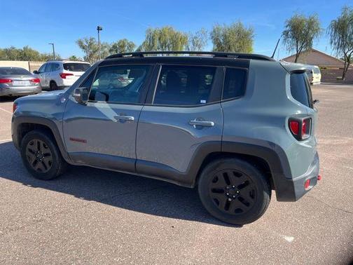 2018 Jeep Renegade Trailhawk