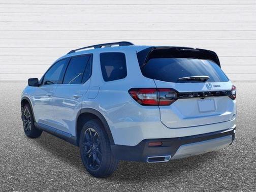 2025 Honda Pilot Touring+