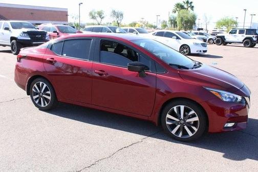2021 Nissan Versa 1.6 SR