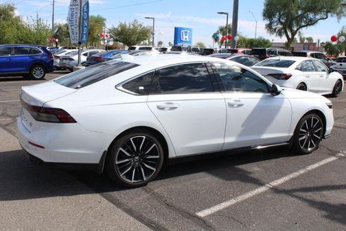 2023 Honda Accord Hybrid Touring