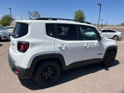 Alpine White Clearcoat 2020 Jeep Renegade Altitude