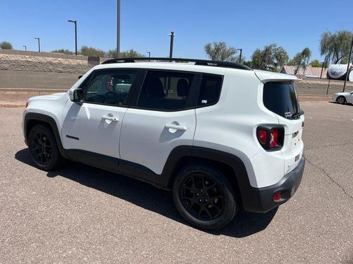 Alpine White Clearcoat 2020 Jeep Renegade Altitude
