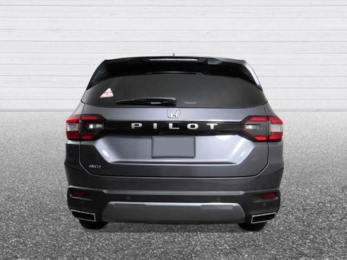 Modern Steel Metallic 2026 Honda Pilot EX-L