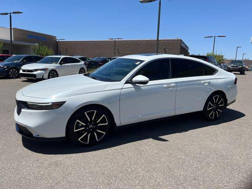 2023 Honda Accord Hybrid Touring