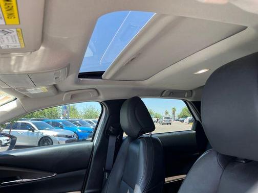 Snowflake White Pearl 2022 Mazda CX-30 Premium Package