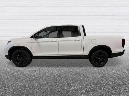 Platinum White Pearl 2026 Honda Ridgeline Black Edition