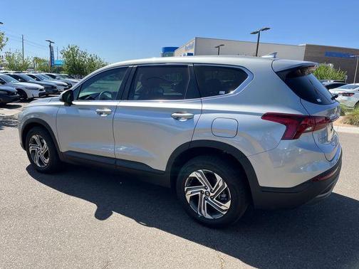 Shimmering Silver Pearl 2023 Hyundai SANTA FE SE