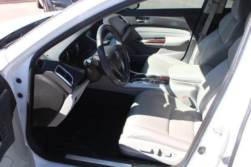 2017 Acura TLX V6 w/Technology Package