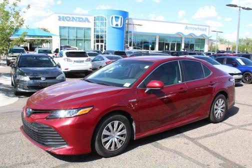 2019 Toyota Camry Hybrid LE