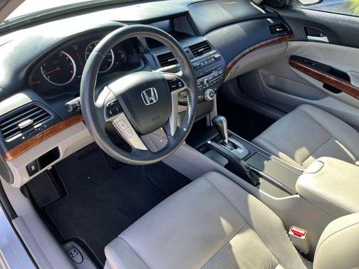 Alabaster Silver Metallic 2012 Honda Accord EX-L