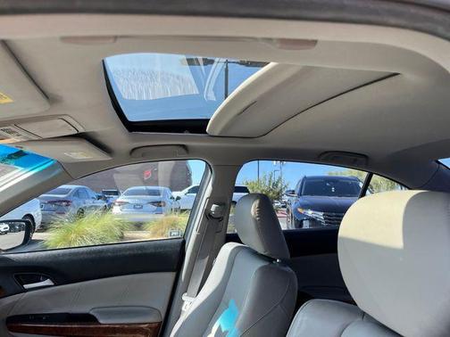 Alabaster Silver Metallic 2012 Honda Accord EX-L