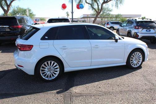 2017 Audi A3 e-tron 1.4T Premium
