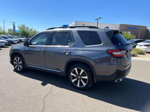 Modern Steel Metallic 2024 Honda Pilot Touring