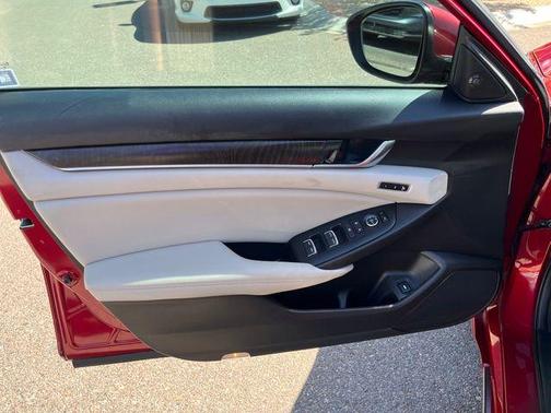 2022 Honda Accord Touring 2.0T