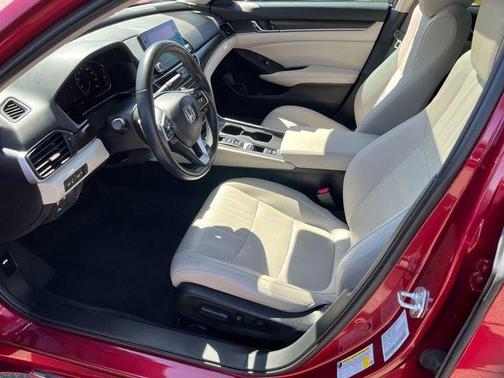2022 Honda Accord Touring 2.0T