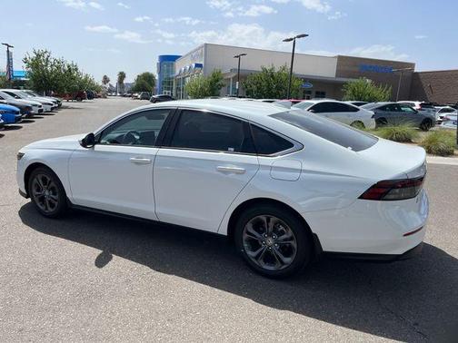 Platinum White Pearl 2023 Honda Accord EX