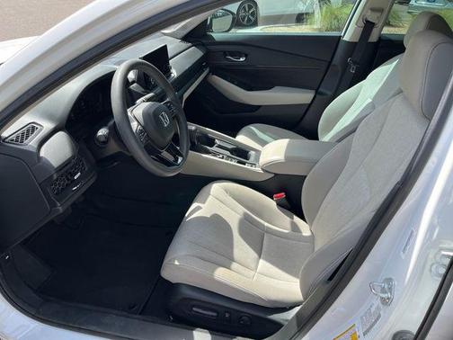 Platinum White Pearl 2023 Honda Accord EX