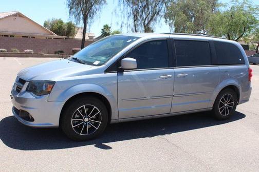 2016 Dodge Grand Caravan R/T