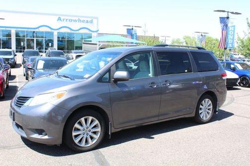 2011 Toyota Sienna LE
