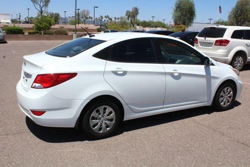 2016 Hyundai Accent SE