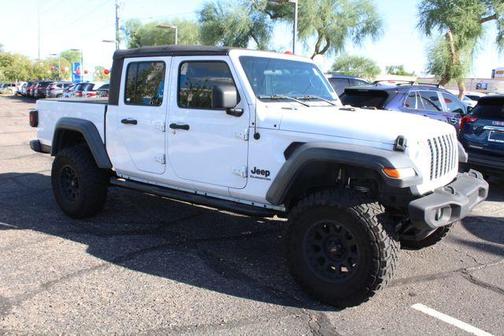 2020 Jeep Gladiator Sport