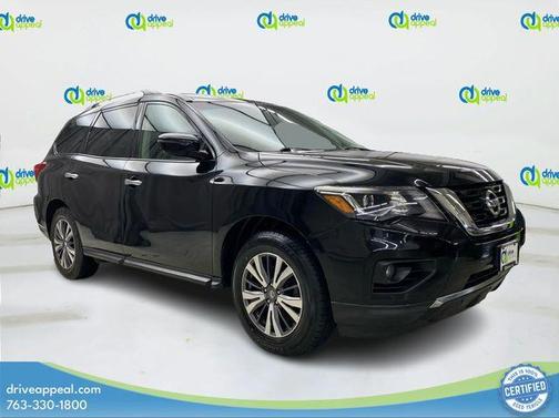 Magnetic Black Metallic 2017 Nissan Pathfinder SV