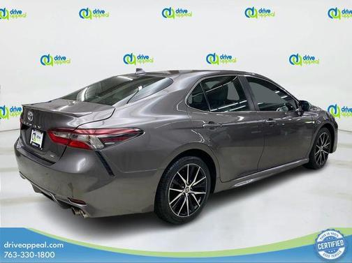 Predawn Gray Mica 2022 Toyota Camry SE