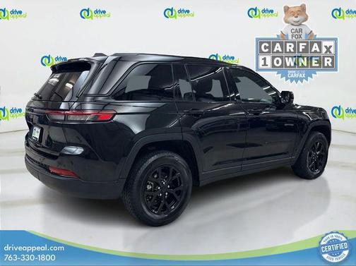 2024 Jeep Grand Cherokee Laredo