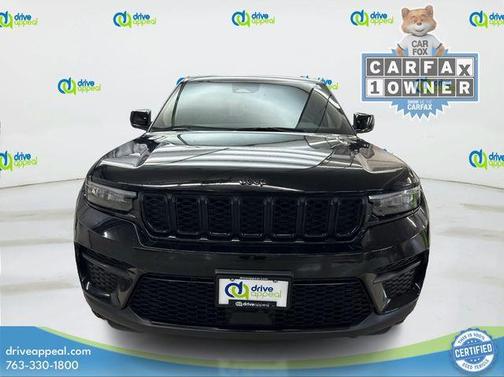 2024 Jeep Grand Cherokee Laredo