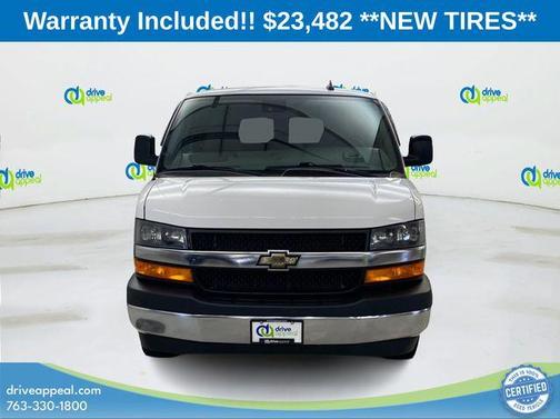 Summit White 2019 Chevrolet Express 2500 LT