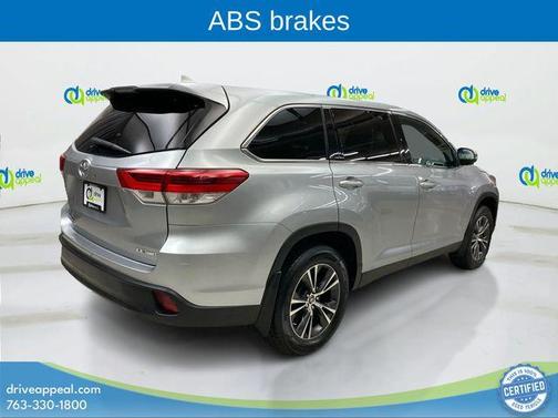 Predawn Gray Mica 2019 Toyota Highlander LE