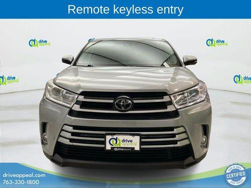 Predawn Gray Mica 2019 Toyota Highlander LE
