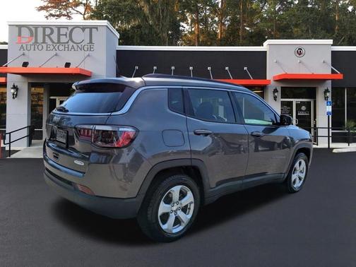 Granite Crystal Clearcoat Metallic 2021 Jeep Compass Latitude