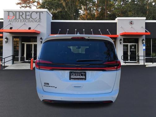 2021 Chrysler Pacifica Touring