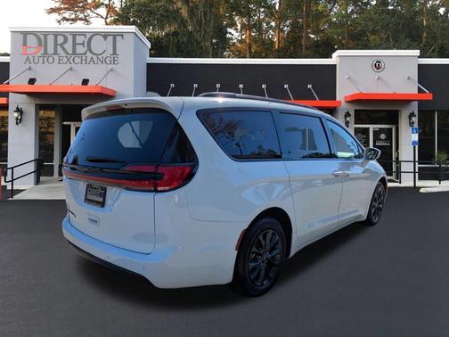 2021 Chrysler Pacifica Touring