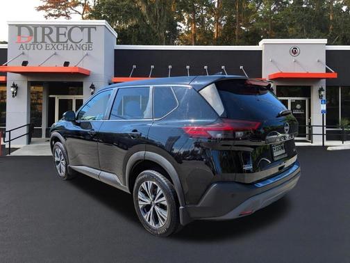 Black 2022 Nissan Rogue SV