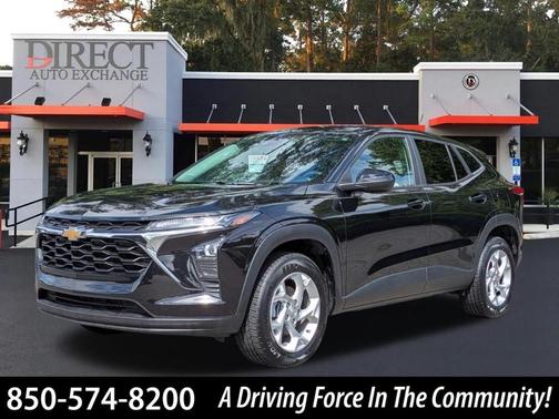 Mosaic Black Metallic 2024 Chevrolet Trax LS