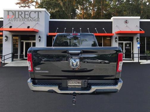 Black Forest Green Pearlcoat 2019 RAM 1500 Big Horn