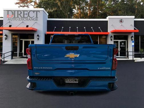 2022 Chevrolet Silverado 1500 Custom