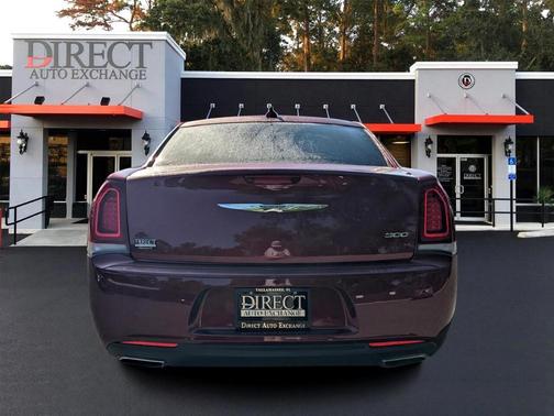 2020 Chrysler 300 Touring