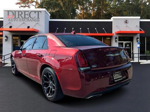 2020 Chrysler 300 Touring