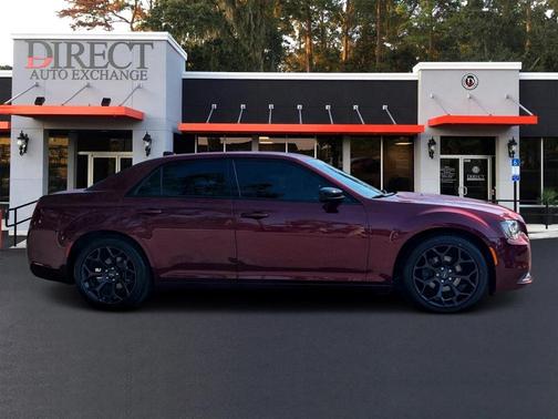 2020 Chrysler 300 Touring